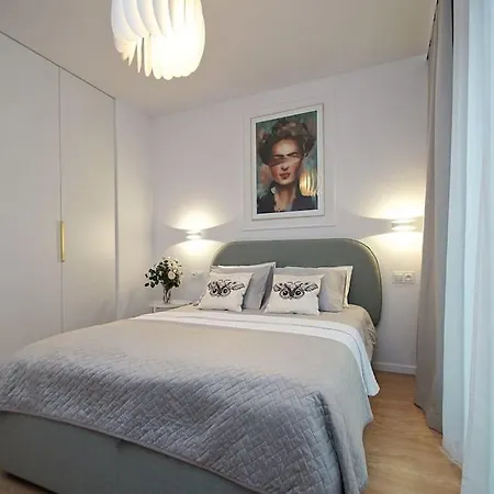 Apartament, Ceglana 76,