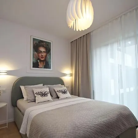 Apartament, Ceglana 76, Apartment