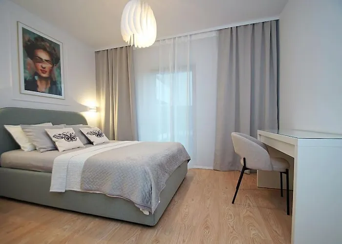 Apartament, Ceglana 76,