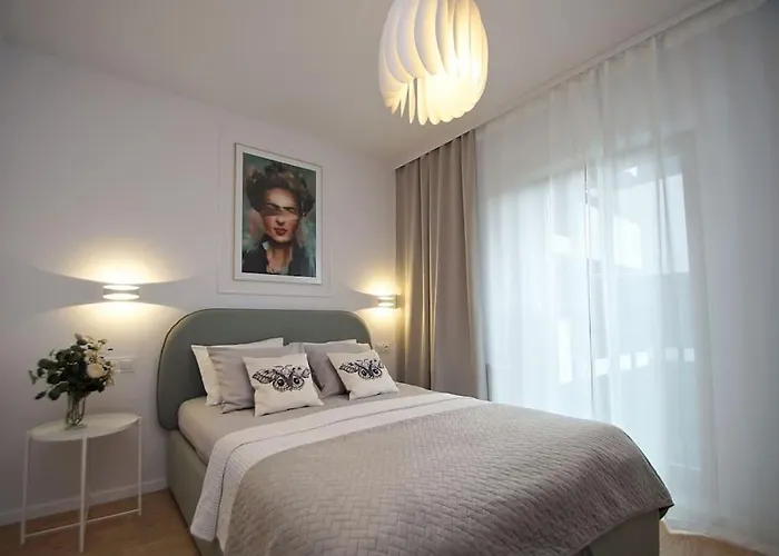 Apartament, Ceglana 76, Apartment